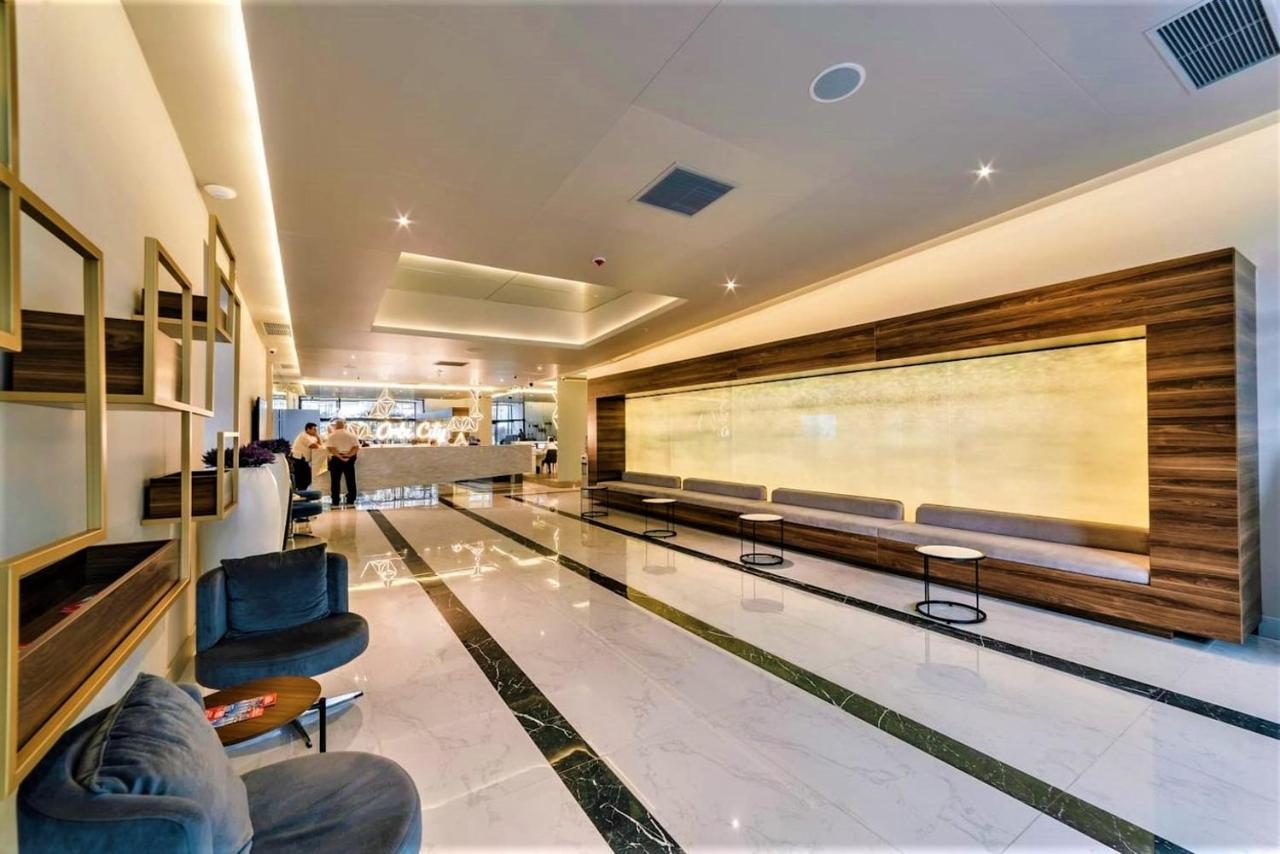 Downtown Centre In Batumi Aparthotel Orbi City In Batumi Exterior photo