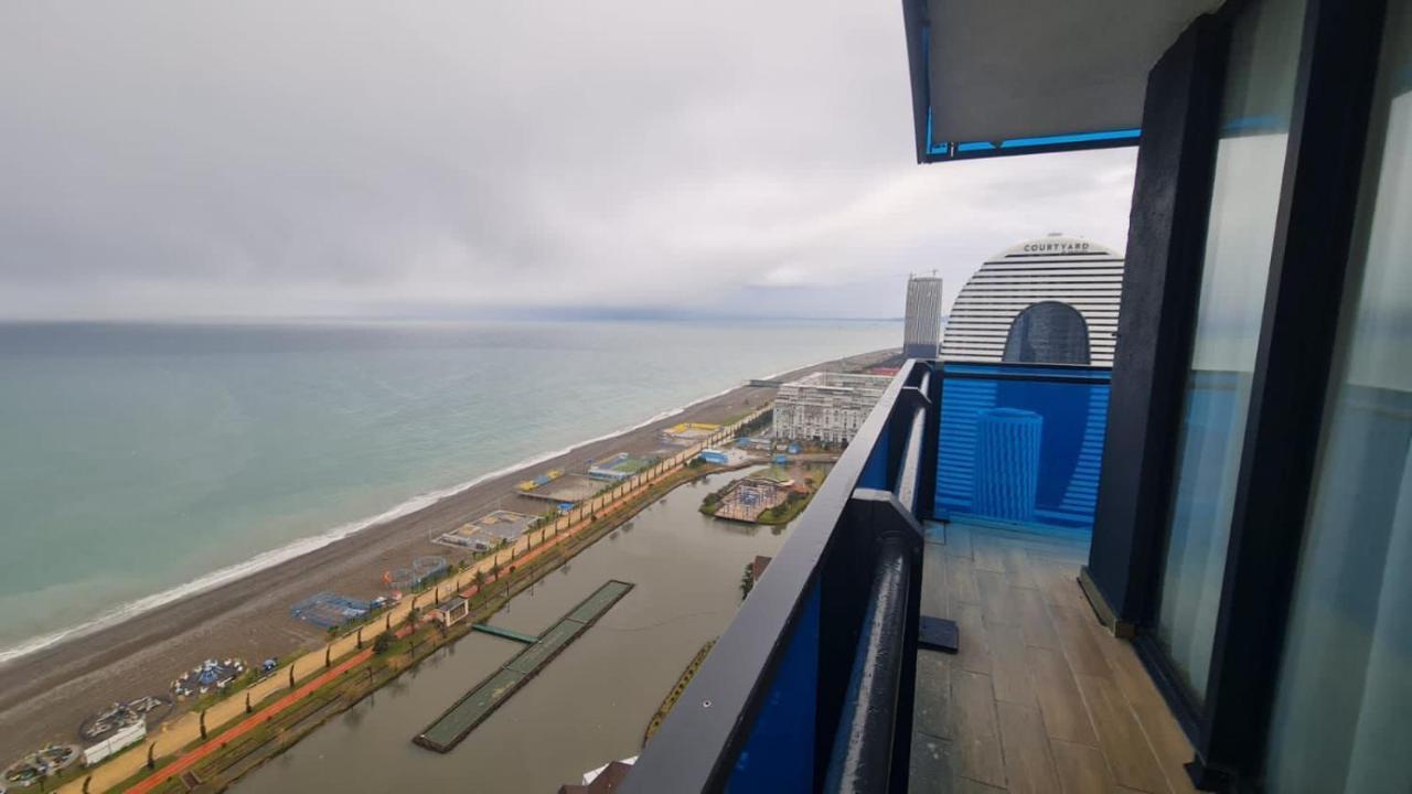 Downtown Centre In Batumi Aparthotel Orbi City In Batumi Exterior photo
