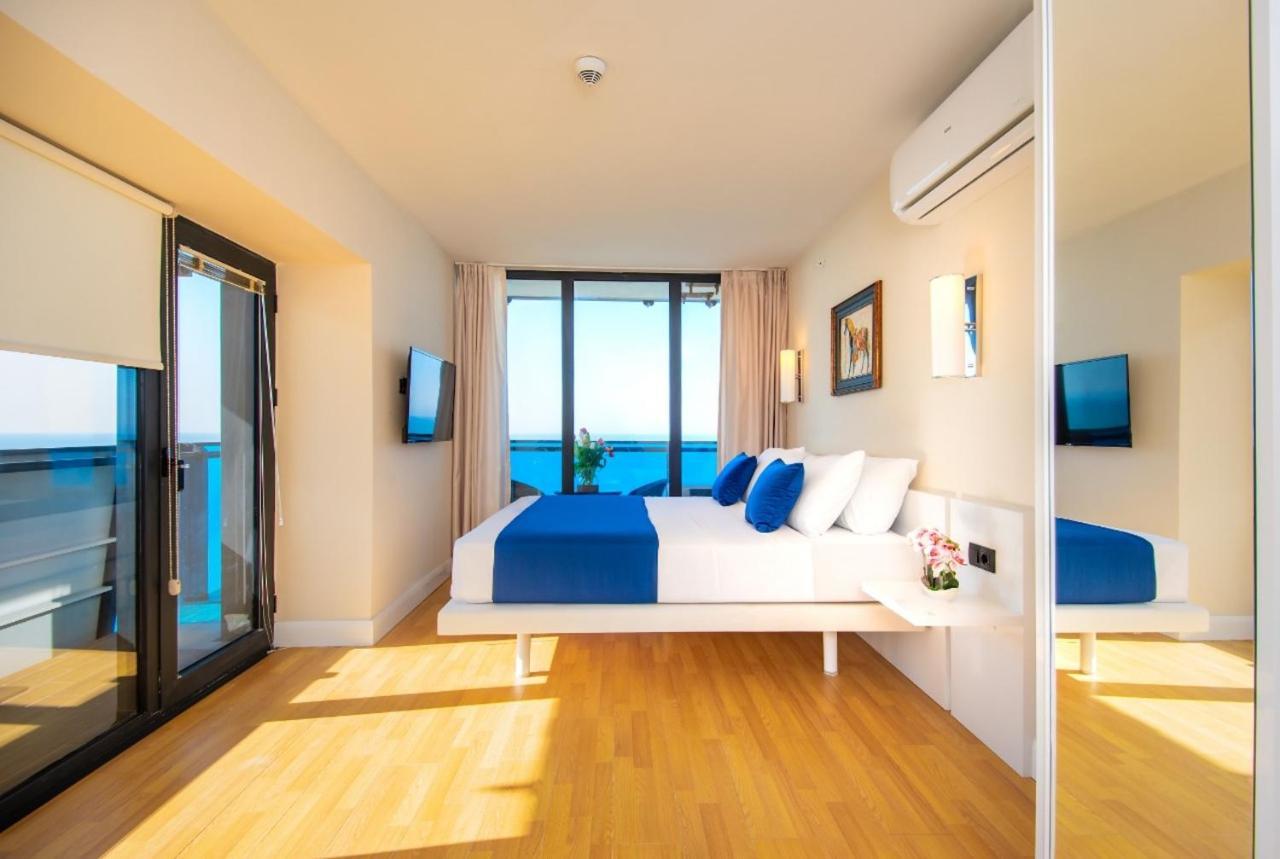 Downtown Centre In Batumi Aparthotel Orbi City In Batumi Exterior photo