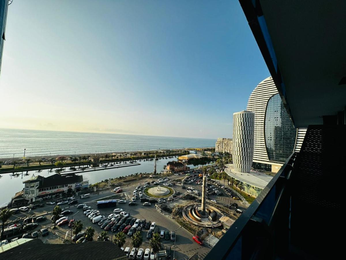 Downtown Centre In Batumi Aparthotel Orbi City In Batumi Exterior photo
