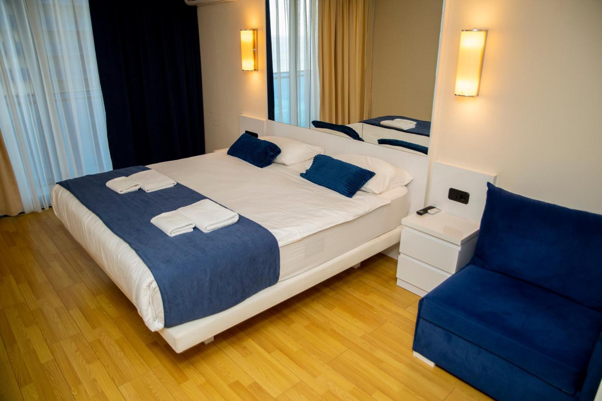 Downtown Centre In Batumi Aparthotel Orbi City In Batumi Exterior photo