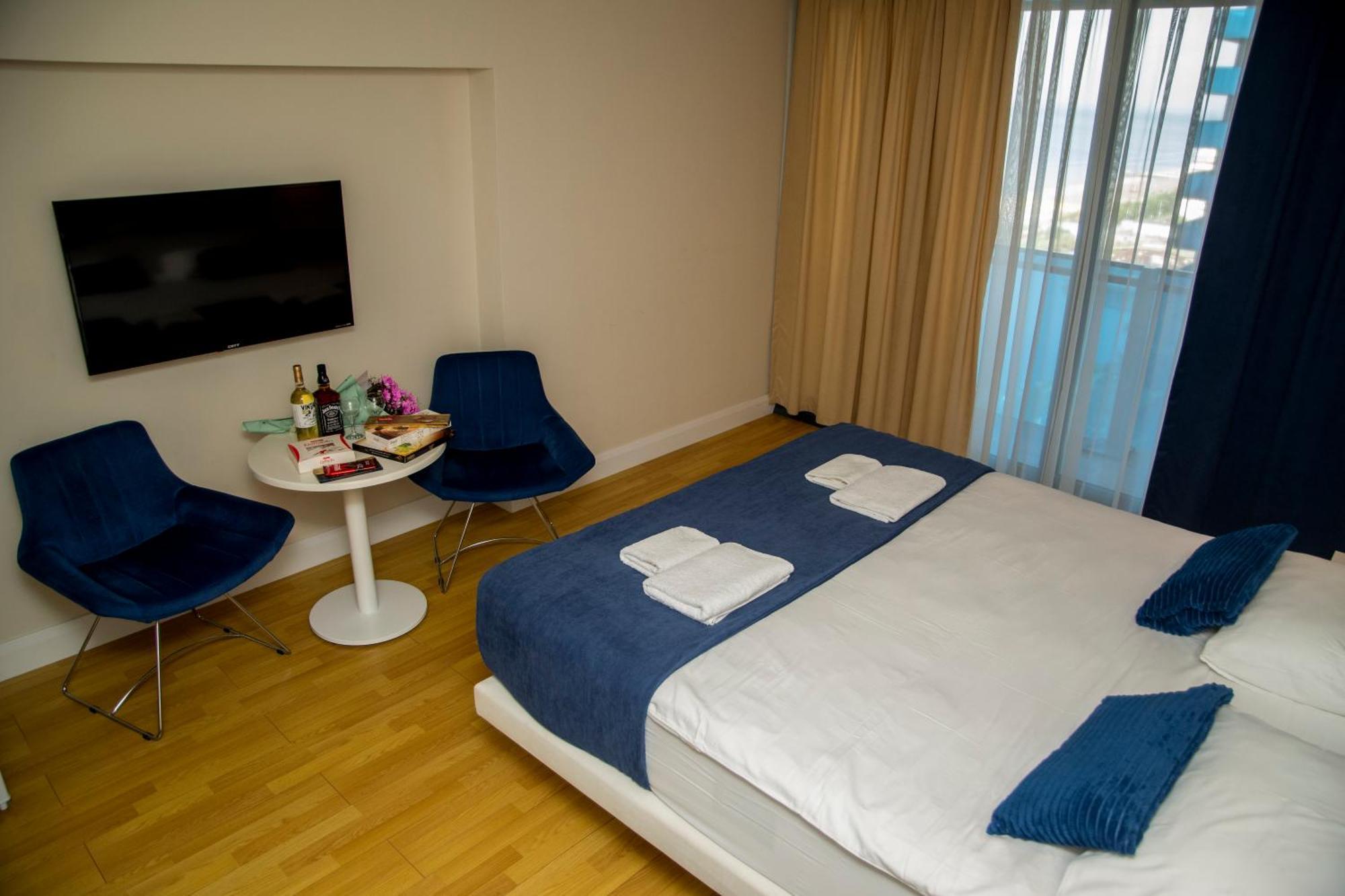 Downtown Centre In Batumi Aparthotel Orbi City In Batumi Exterior photo